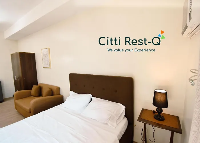 Affordable Spacious Unit Wifi&netflix Trinoma *