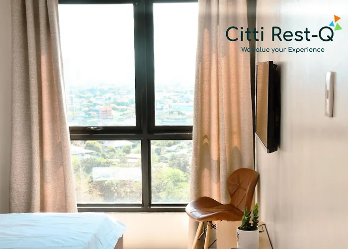 Affordable Spacious Unit Wifi&netflix Trinoma